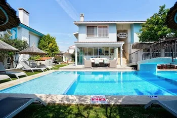La Mira Suites Alaçatı