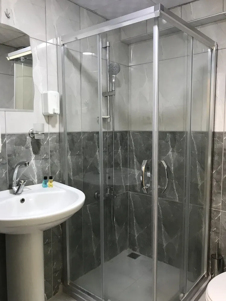 Üç Kişilik Oda, Balkon, Deniz Manzaralı