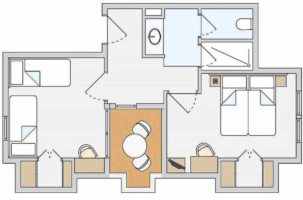 Family Oda (Classic Atrium)