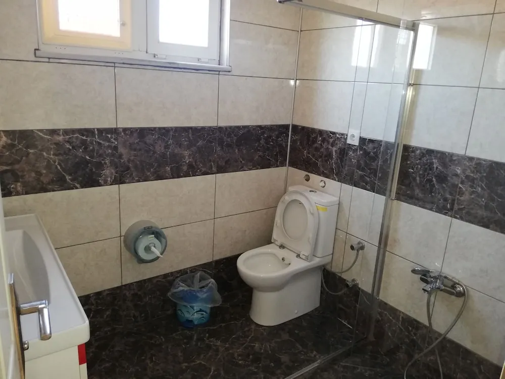 Deluxe Üç Kişilik Oda, Teras