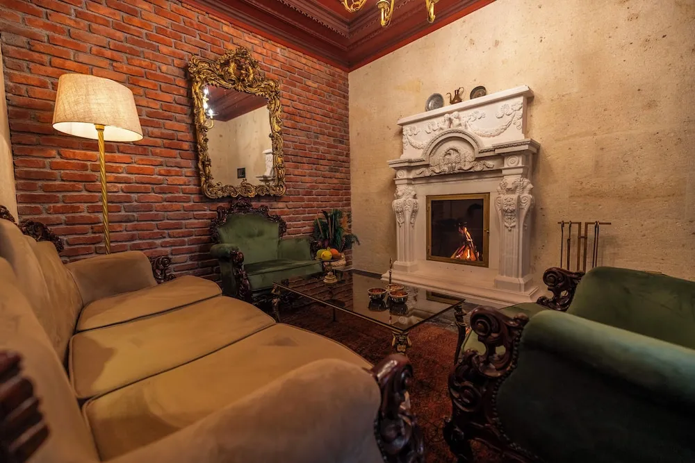 Junior Süit, 1 Çift Kişilik Yatak, Şömine (Cave, Bathtub)