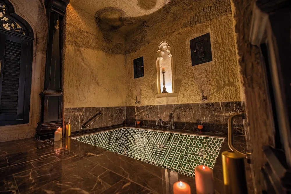 Premium Süit, 1 Çift Kişilik Yatak, Sıcak Su Küveti (Cave)