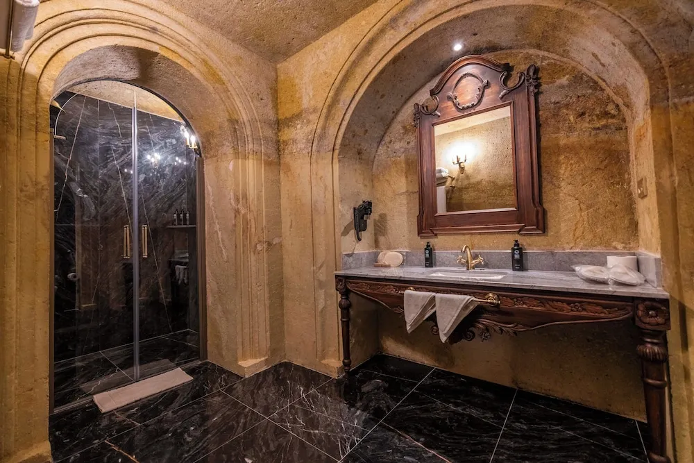 Premium Süit, 1 Çift Kişilik Yatak, Sıcak Su Küveti (Cave)