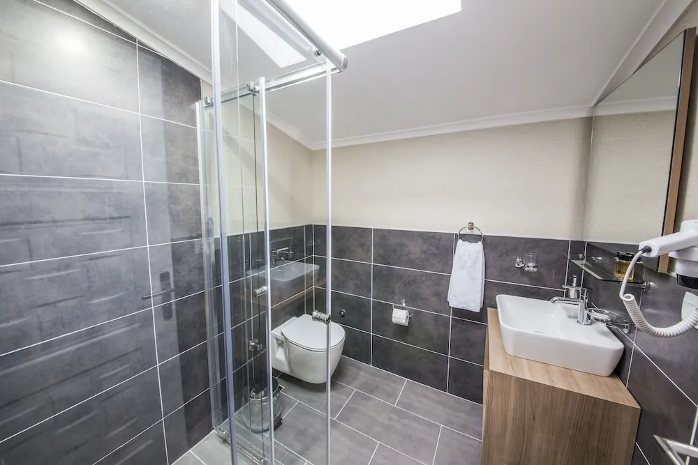 Deluxe Tek Büyük Yataklı Oda, Balkon (Dekatria)