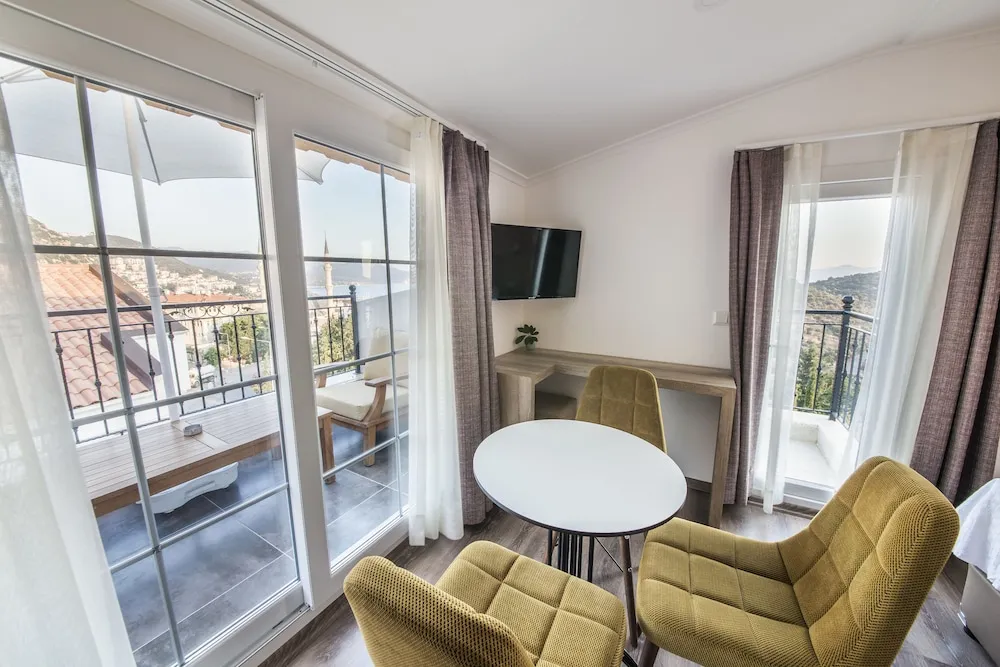 Deluxe Çatı Katı Süiti (Penthouse), Deniz Manzaralı (Deka)