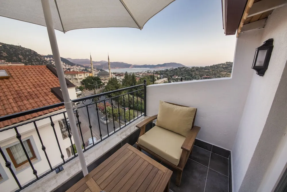 Deluxe Çatı Katı Süiti (Penthouse), Deniz Manzaralı (Deka)