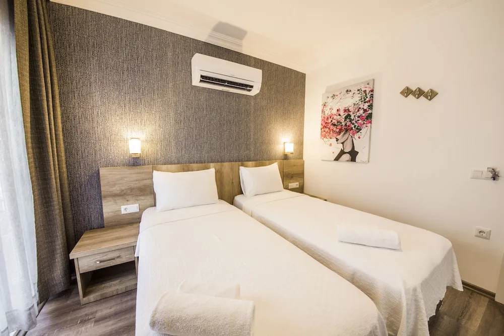 Deluxe İki Ayrı Yataklı Oda, Balkon, Bahçe Manzaralı (Tria)