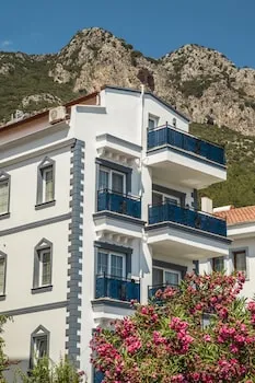 Dekatria Hotel