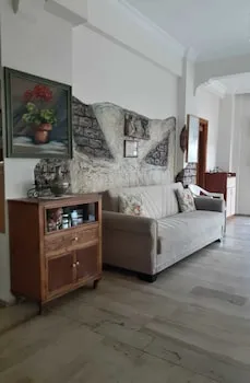 Ayhan Otel