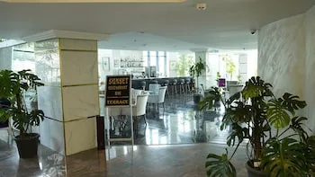 Euro Plaza Hotel