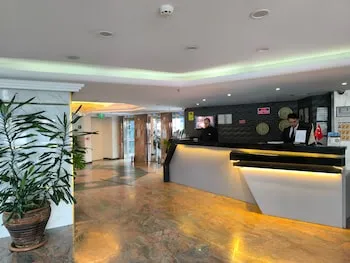 Euro Plaza Hotel