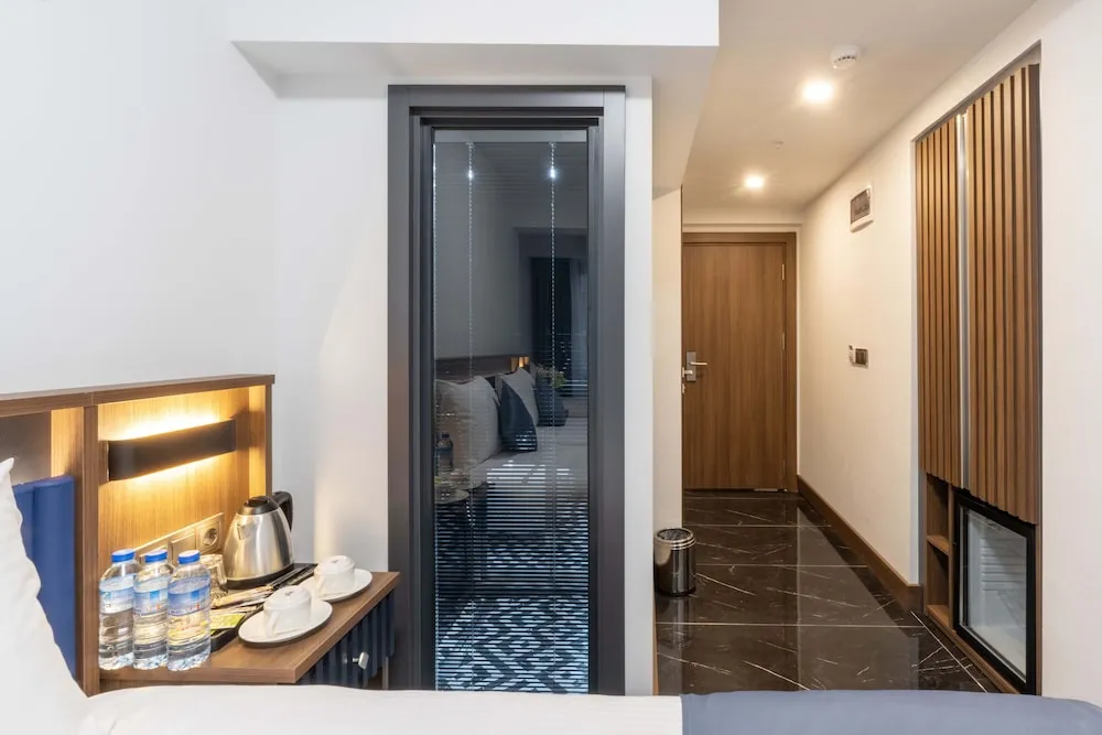 Standard Üç Kişilik Oda