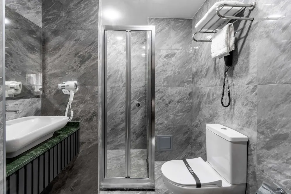 Family Dört Kişilik Oda