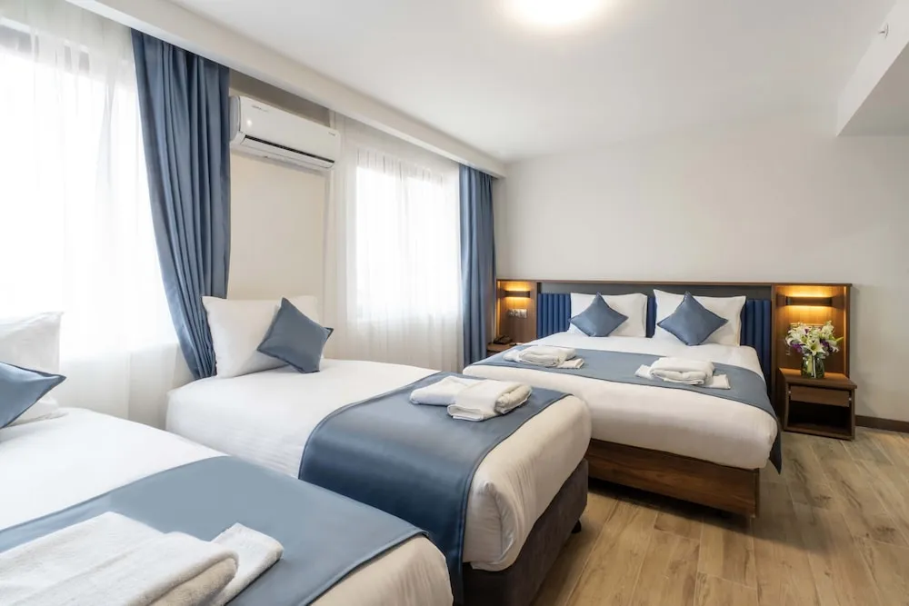 Family Dört Kişilik Oda