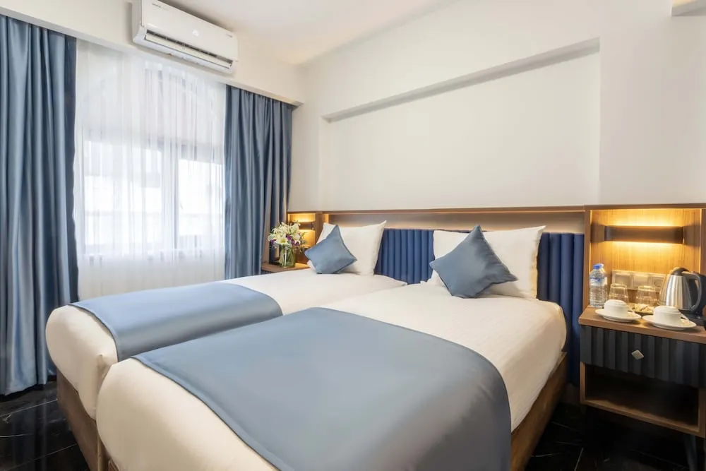 Standard Tek Büyük veya İki Ayrı Yataklı Oda