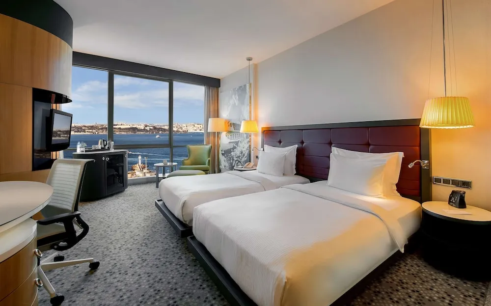 Twin Premium Deluxe Room with Sea View