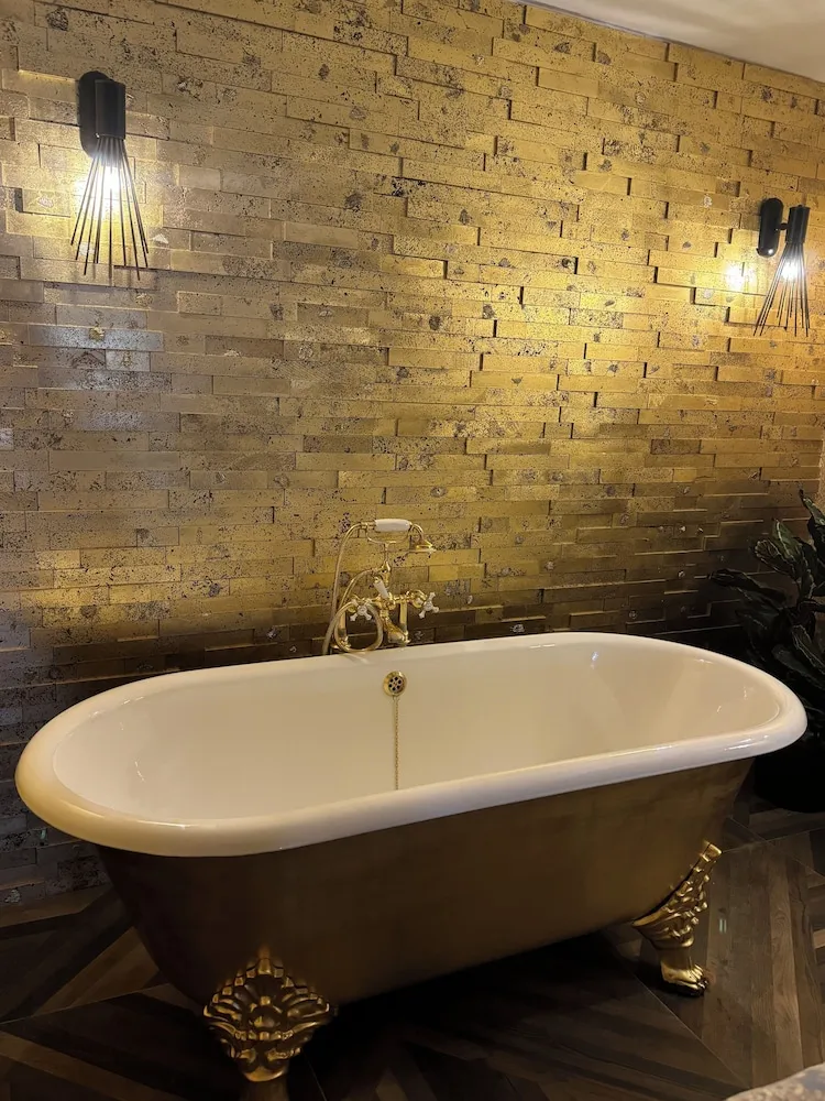 Luxury Süit, 1 En Büyük (King) Boy Yatak, Havuz Manzaralı