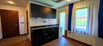 Kibar Suite Hotel