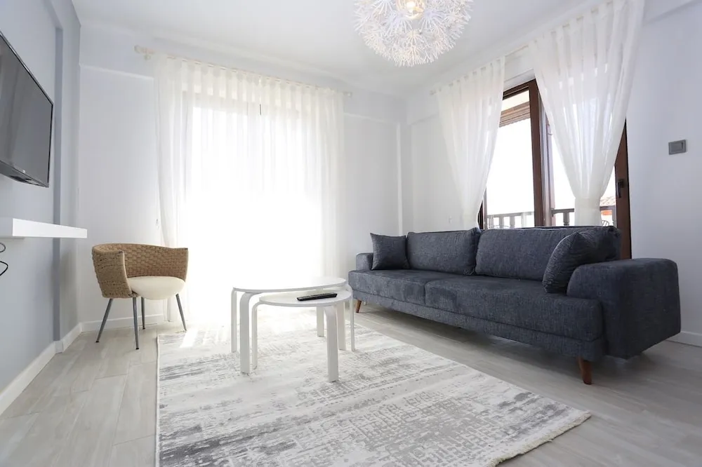 Romantic Apart Daire, 2 Yatak Odası, Mutfak, Deniz Manzaralı