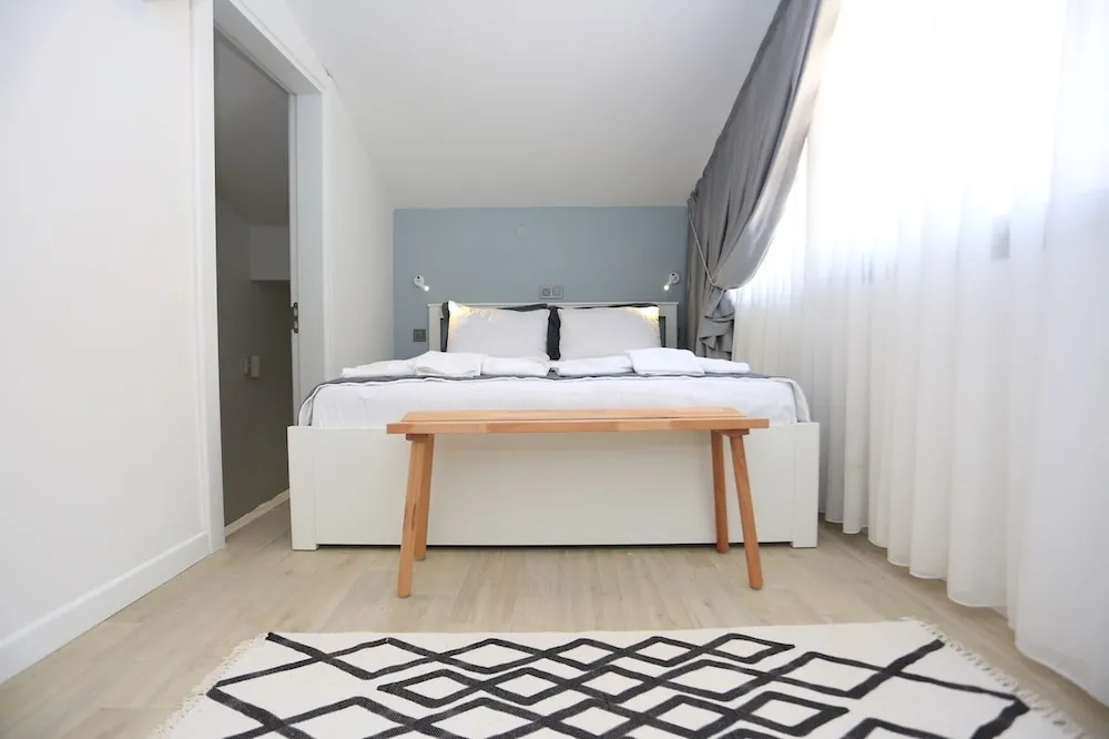 Deluxe Apart Daire, 2 Yatak Odası, Mutfak, Kısmi Deniz Manzaralı