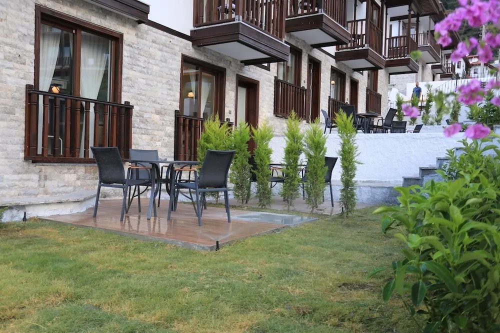 Superior Apart Daire, 3 Yatak Odası, Mutfak, Bahçe Manzaralı