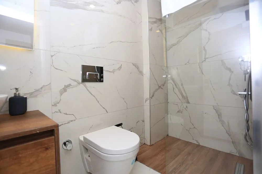 Superior Apart Daire, 3 Yatak Odası, Mutfak, Bahçe Manzaralı