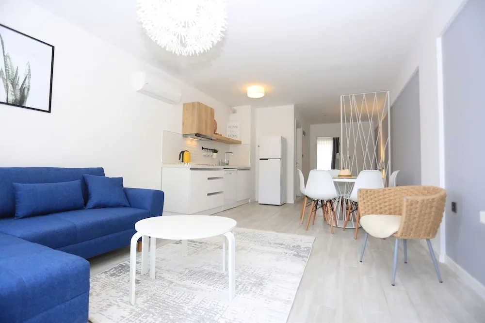 Superior Apart Daire, 3 Yatak Odası, Mutfak, Bahçe Manzaralı