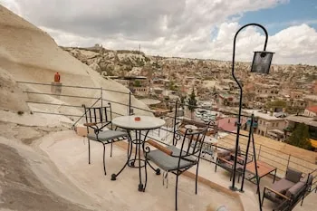 Mia Cappadocia Cave Hotel