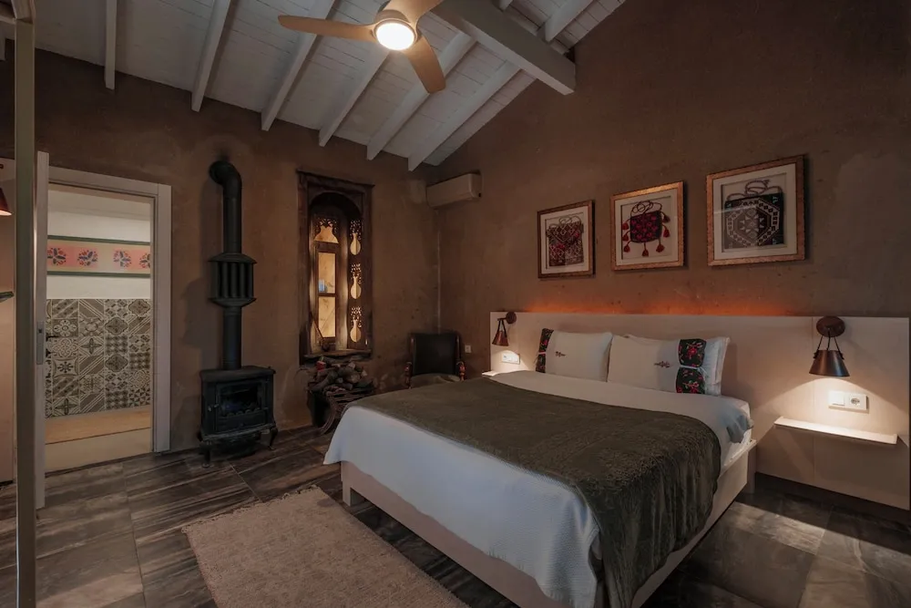 Özel Bahçeli Jakuzili Garden Suite