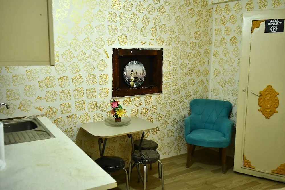 Classic Dört Kişilik Oda, Bahçe Manzaralı