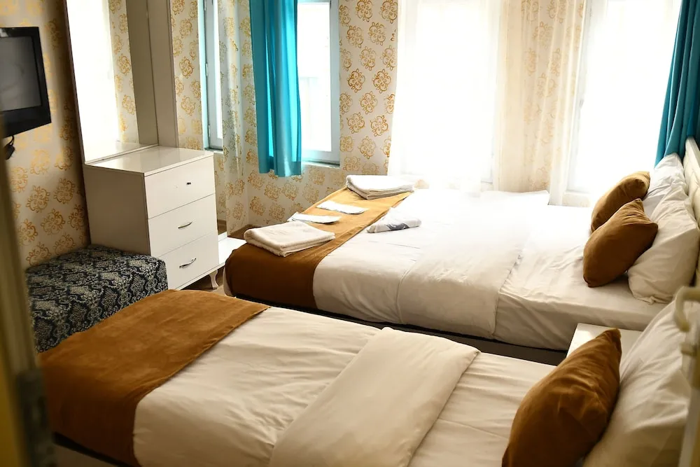Classic Üç Kişilik Oda, Şehir Manzaralı