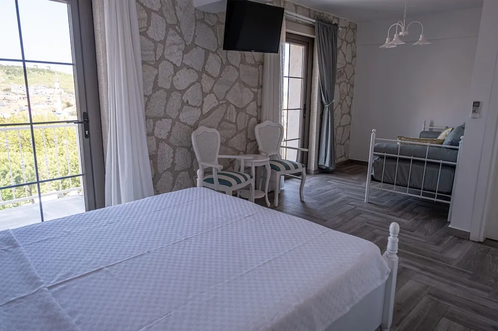 Deluxe Üç Kişilik Oda, Balkon, Deniz Manzaralı (Non Smoking)