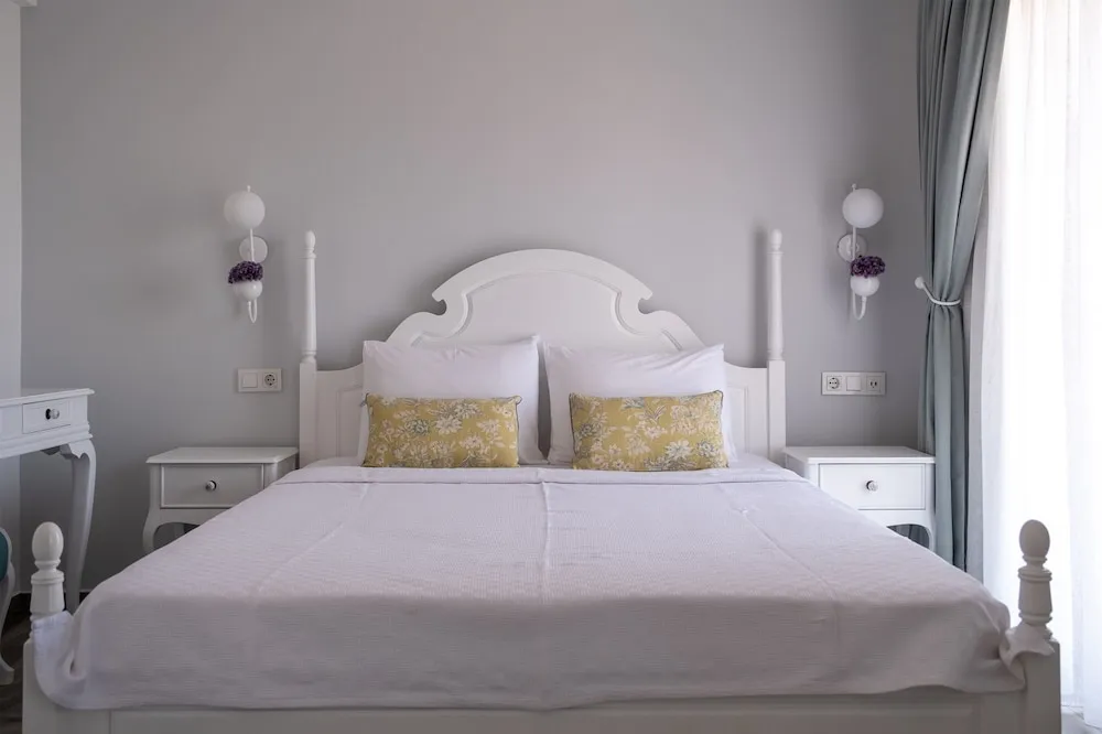 Standard Üç Kişilik Oda, Sigara İçilmez, Şehir Manzaralı