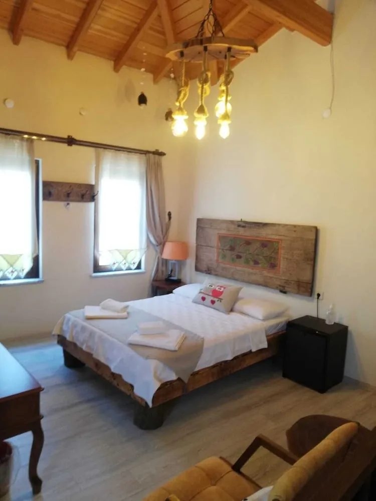 Comfort Tek Büyük Yataklı Oda