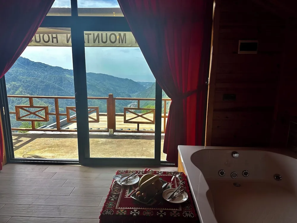 Deluxe Bungalov