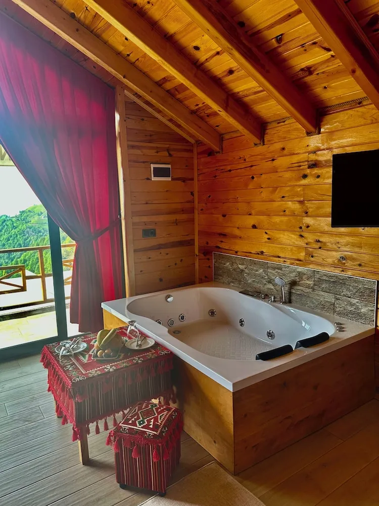 Deluxe Bungalov