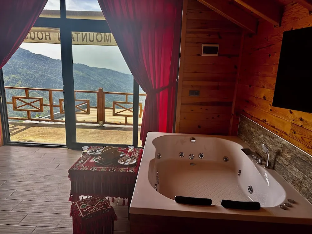 Deluxe Bungalov