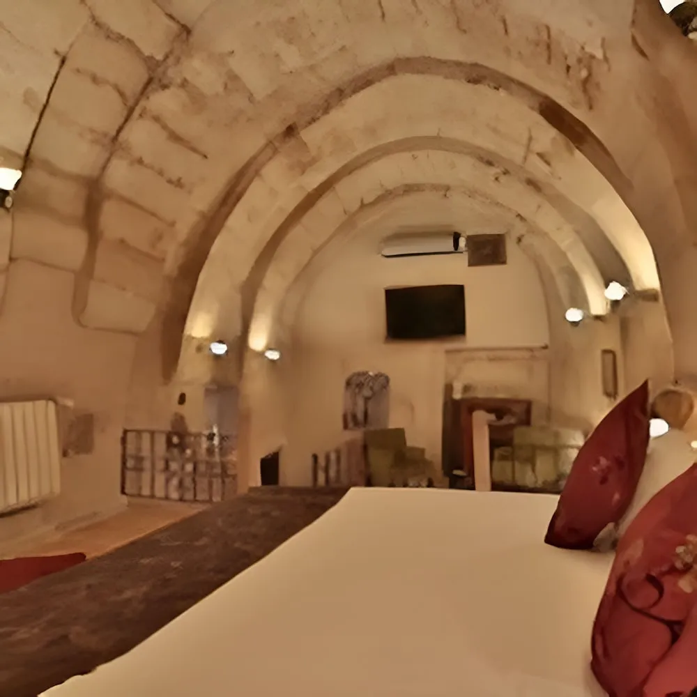 Family Cave Suite, 2 Bedrooms with Jacuzzi