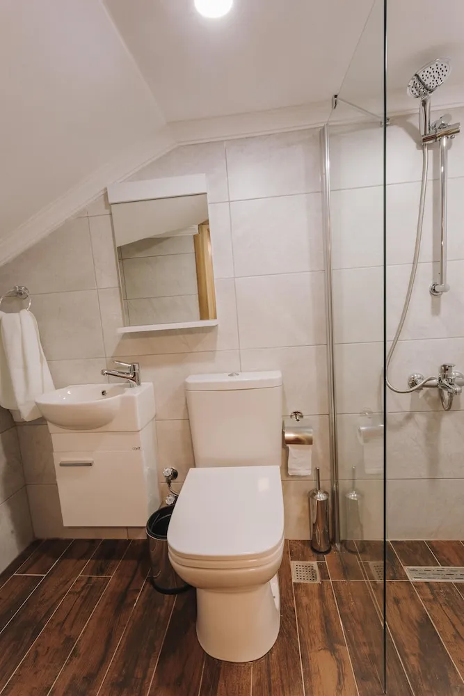 Comfort Üç Kişilik Oda, Vadi Manzaralı