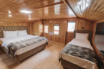 Iskalita Otel