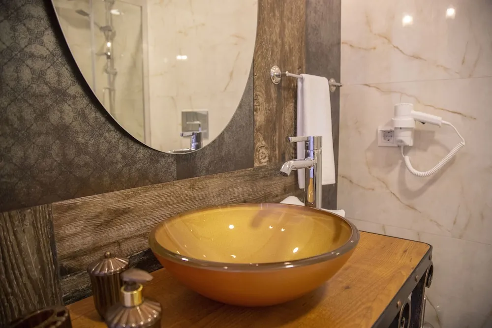 Luxury Dört Kişilik Oda, Şehir Manzaralı