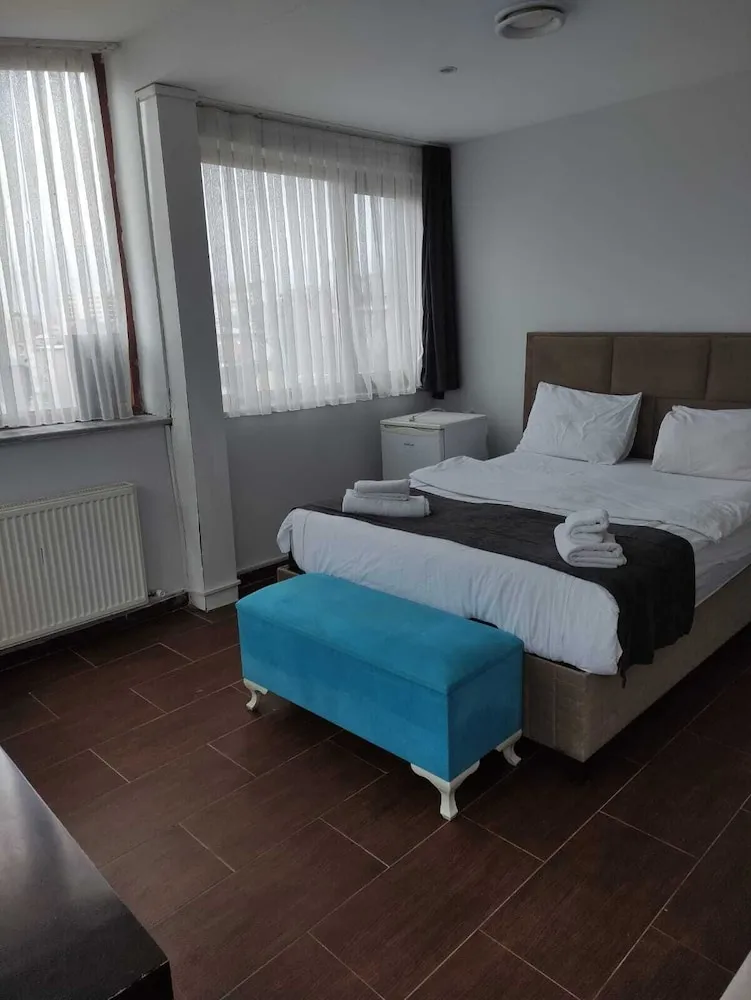 Deluxe Çatı Katı Süiti (Penthouse)