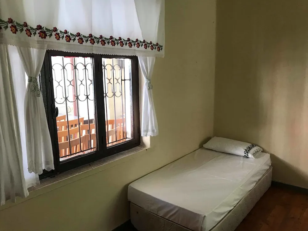 Family Dört Kişilik Oda