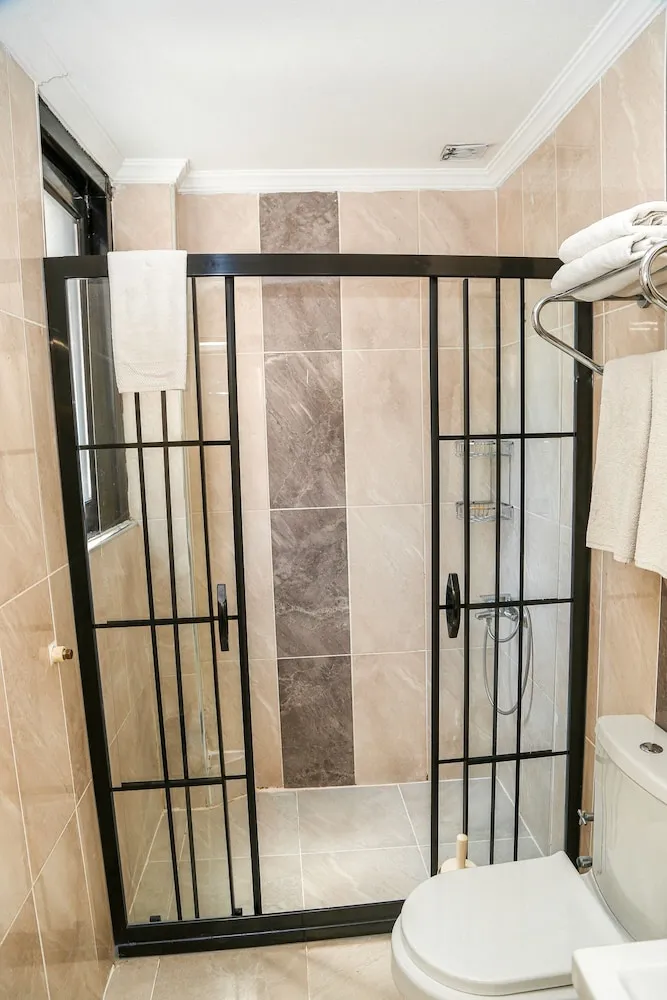 Standard Üç Kişilik Oda, Birden Çok Yatak, Sigara İçilmez, Deniz Manzaralı