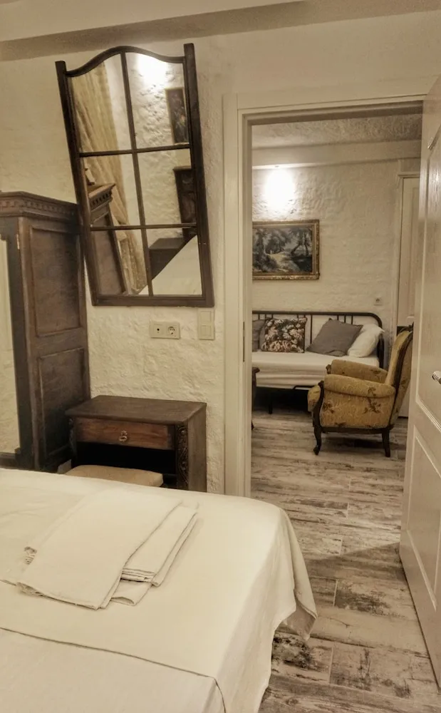 Grand Apart Daire, Şehir Manzaralı