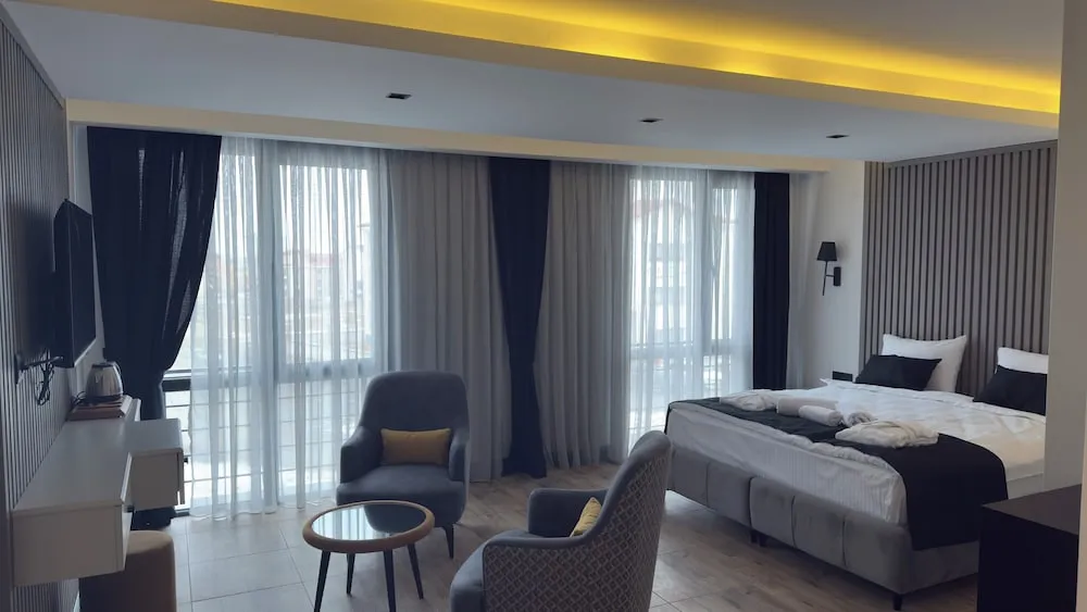 Deluxe Tek Büyük Yataklı Oda, 1 Çift Kişilik Yatak, Dağ Manzaralı