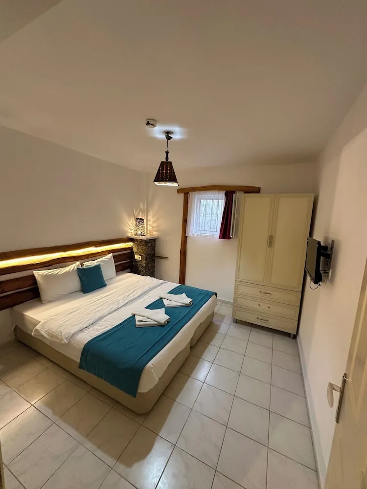 Family Apartment, 1 Bedroom, Kitchen Garden Floor