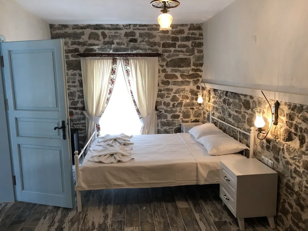 Deluxe Süit, Sıcak Su Küveti, Avlu Manzaralı