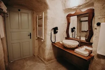 Dokya Hotel