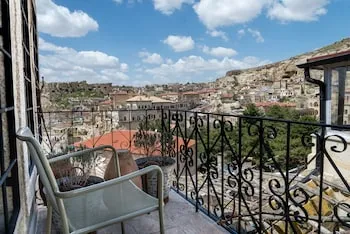 Dokya Hotel